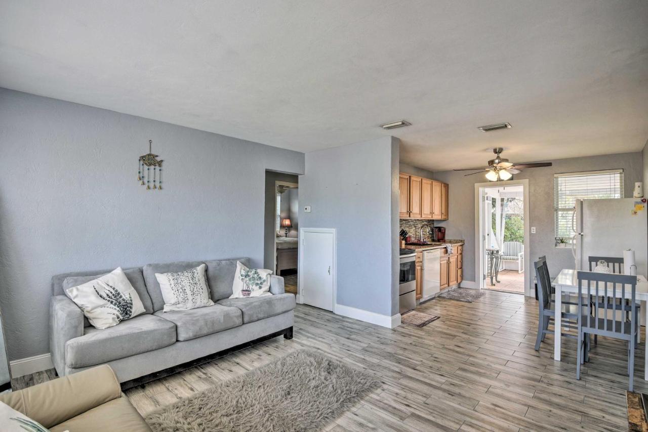 Ormond Beach Home With Screened Porch, Walk To Shore Εξωτερικό φωτογραφία